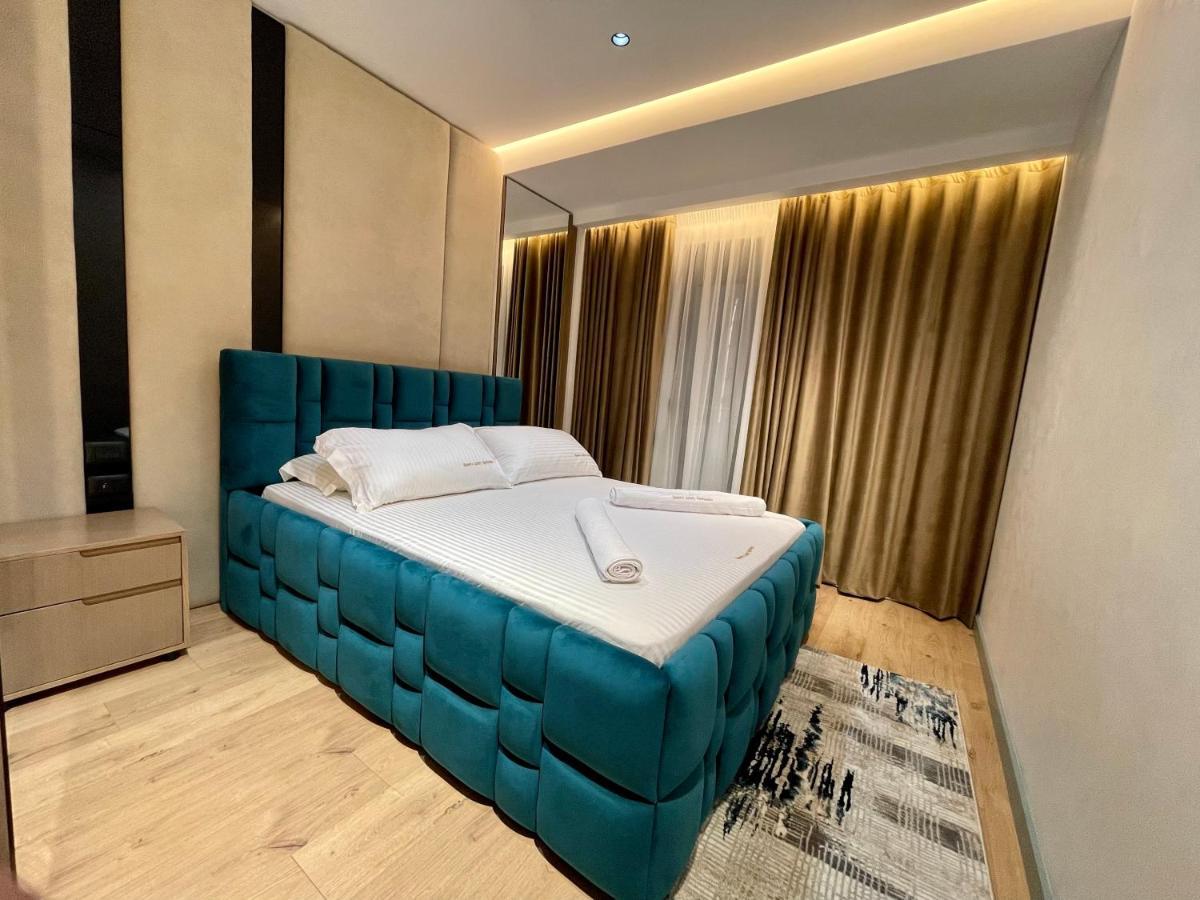 Queens Luxury Apartments Tirana Exterior photo