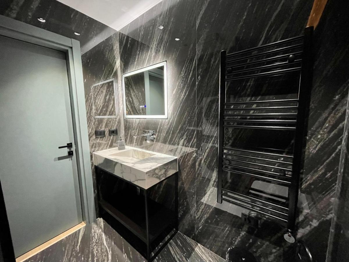 Queens Luxury Apartments Tirana Exterior photo