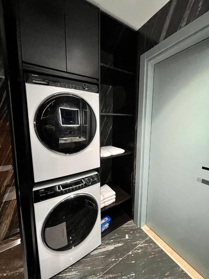 Queens Luxury Apartments Tirana Exterior photo
