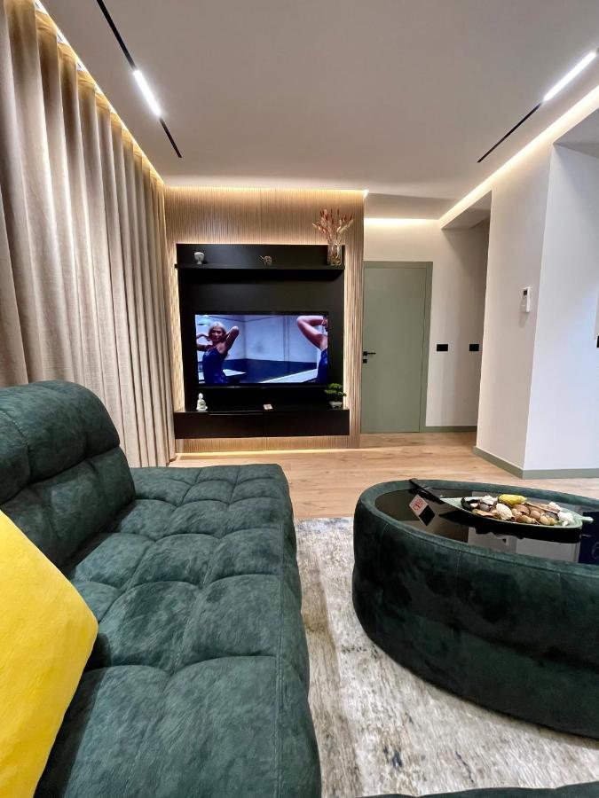 Queens Luxury Apartments Tirana Exterior photo