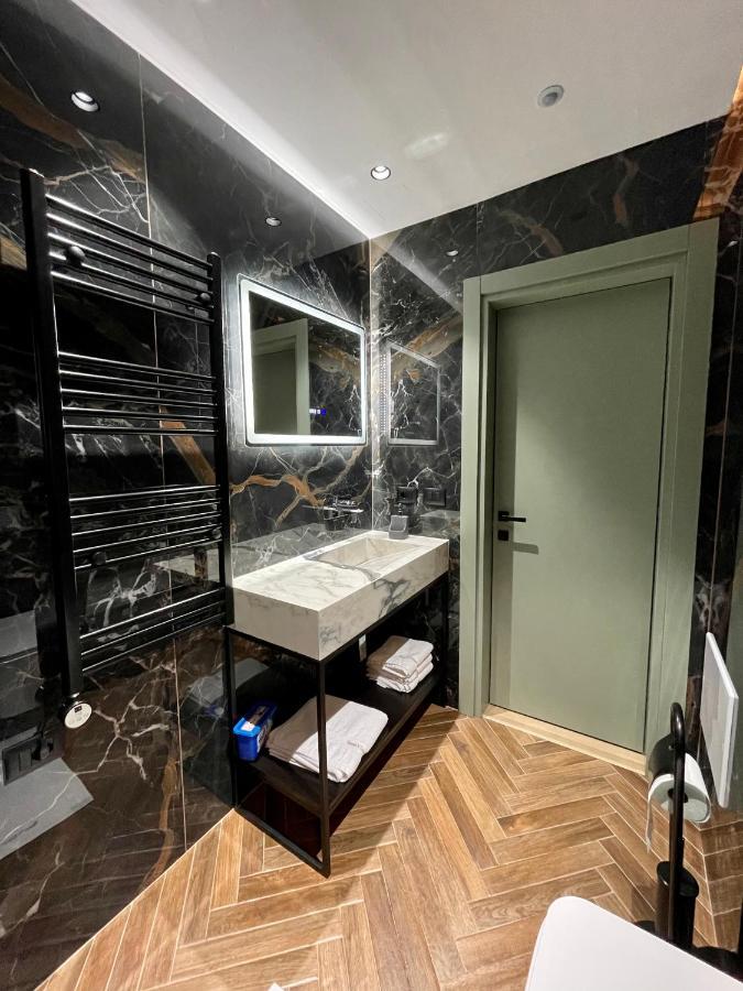 Queens Luxury Apartments Tirana Exterior photo