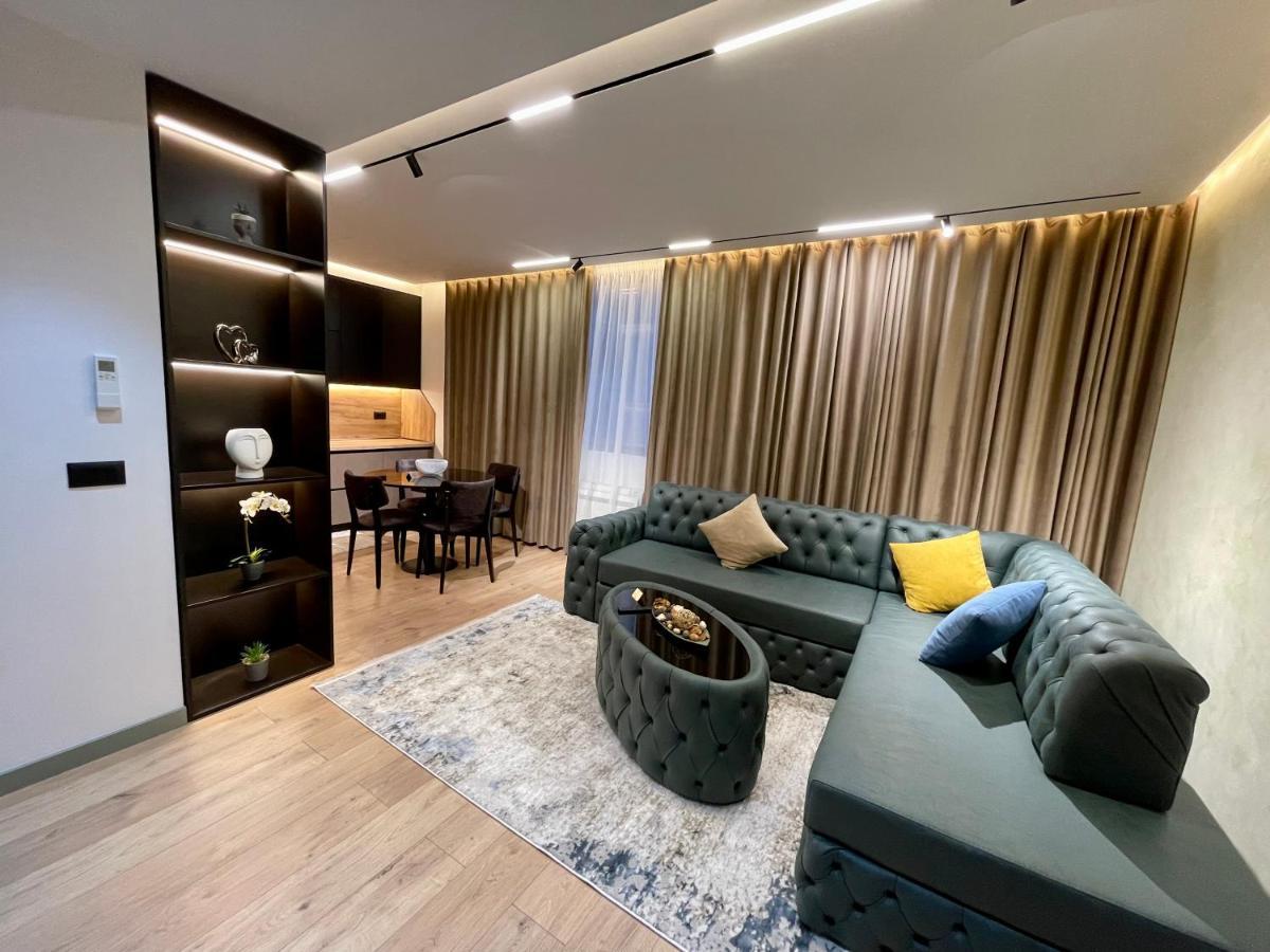 Queens Luxury Apartments Tirana Exterior photo