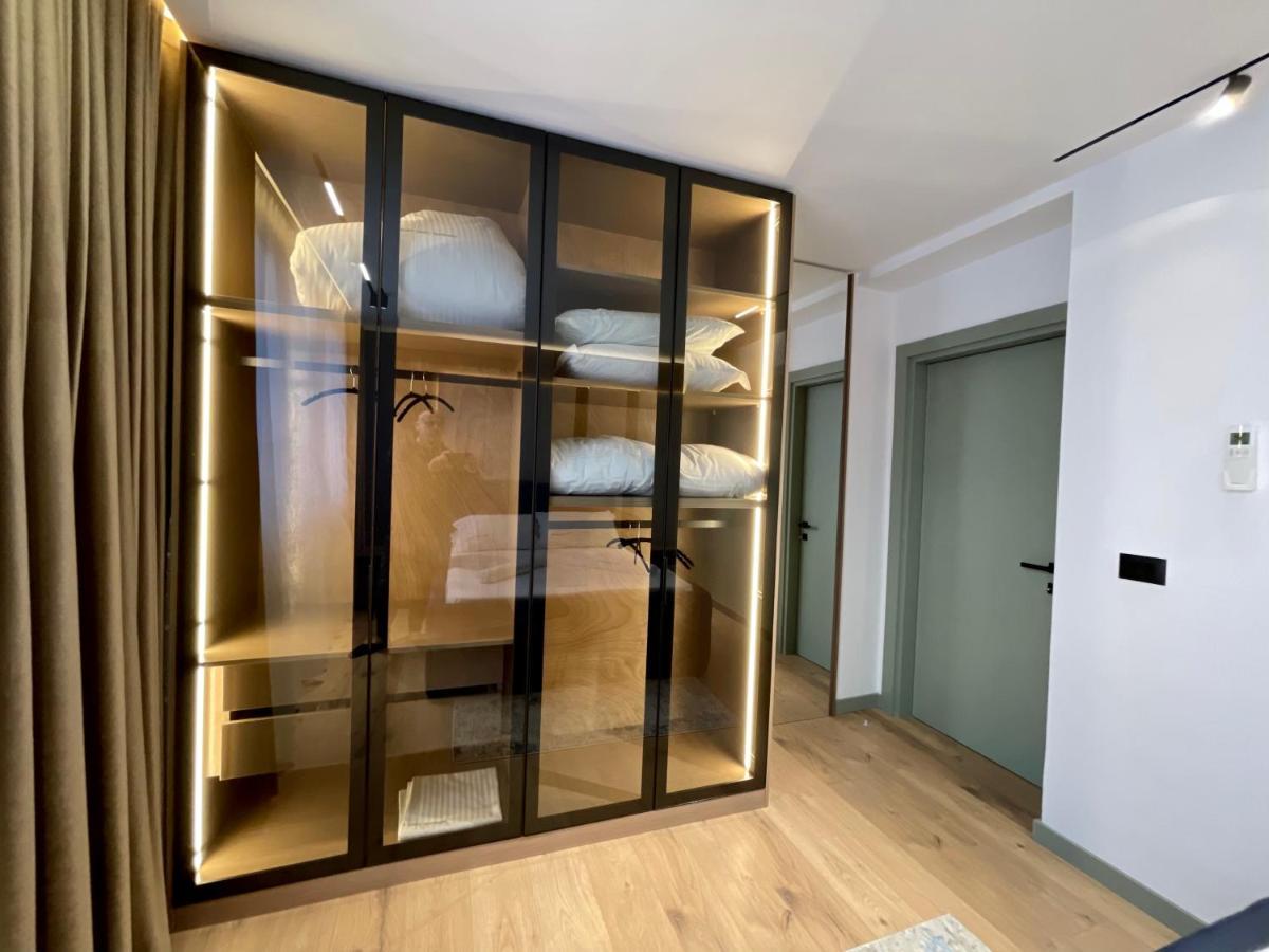 Queens Luxury Apartments Tirana Exterior photo
