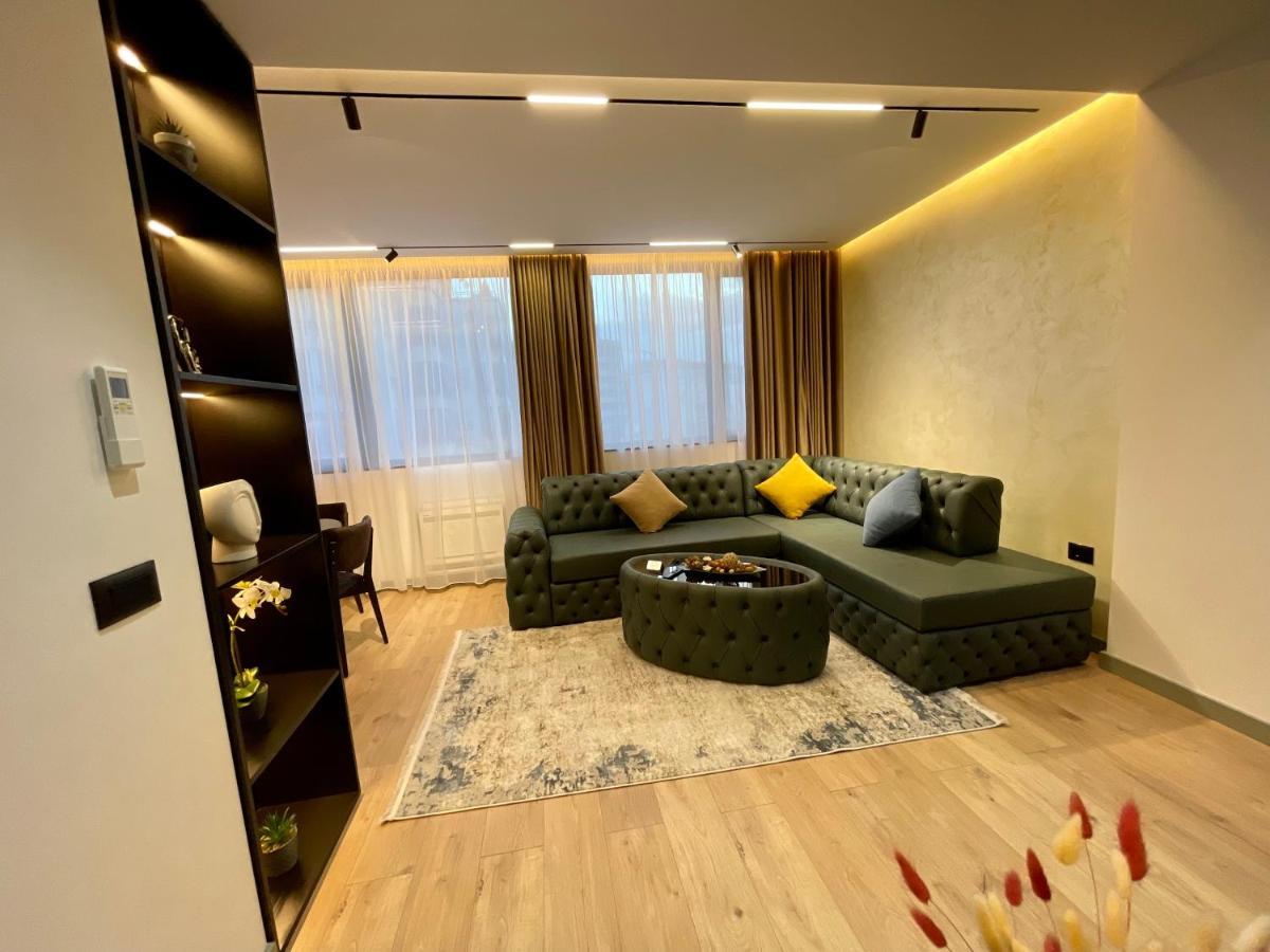 Queens Luxury Apartments Tirana Exterior photo