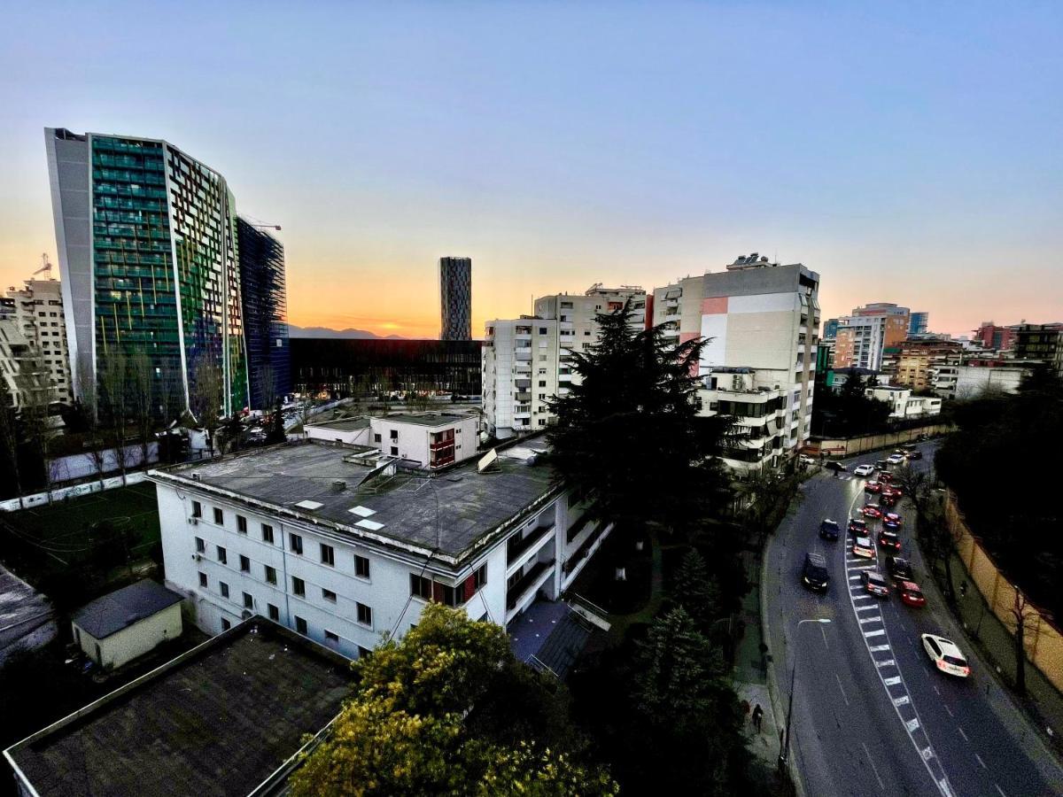 Queens Luxury Apartments Tirana Exterior photo